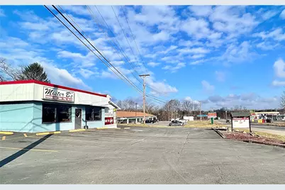 2034 E Washington Street, Shenango Township, PA 16101 - Photo 2