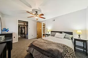 225 Lynn Ann Dr, Pittsburgh, PA 15068 - Photo 16