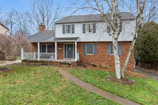 225 Lynn Ann Dr, Pittsburgh, PA 15068 - Photo 2