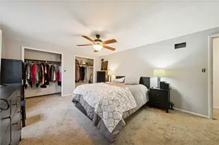 225 Lynn Ann Dr, Pittsburgh, PA 15068 - Photo 22