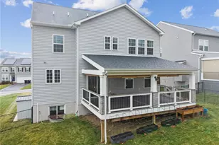 5600 Willow Terrace Dr, Bethel Park, PA 15102 - Photo 32