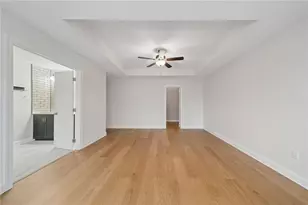 5600 Willow Terrace Dr, Bethel Park, PA 15102 - Photo 12