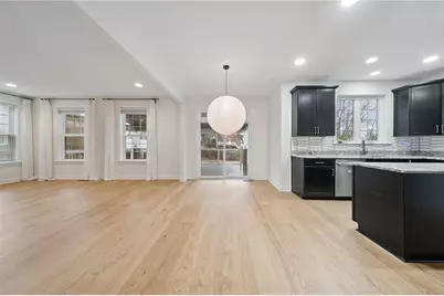 5600 Willow Terrace Dr, Bethel Park, PA 15102 - Photo 4