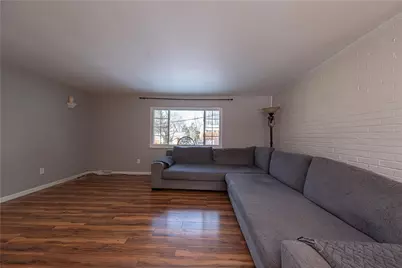 5014 Ozark Dr, Pittsburgh, PA 15239 - Photo 12