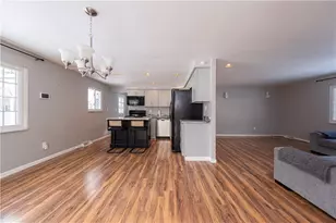 5014 Ozark Dr, Pittsburgh, PA 15239 - Photo 4
