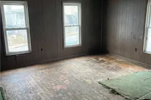 1022 Gaskill Ave, Jeannette, PA 15644 - Photo 12