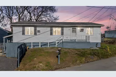 1152 W Gibson Ave, Connellsville, PA 15425 - Photo 2