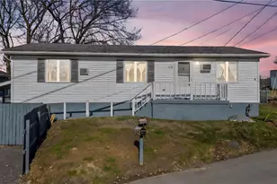 1152 W Gibson Ave, Connellsville, PA 15425 - Photo 2