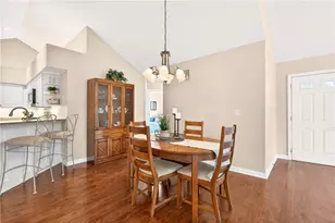 1723 Heather Heights Dr, Moon/Crescent Twp, PA 15046 - Photo 10