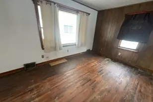 201 2nd St, Salem Township, PA 15684 - Photo 2