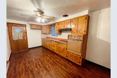 528 Cypress Alley, Glassport, PA 15045 - Photo 4