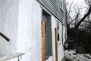 417 Lawn St, Pittsburgh, PA 15213 - Photo 4