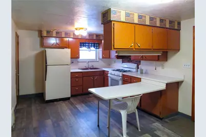 621 3rd St, North Versailles, PA 15137 - Photo 4