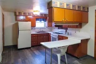 621 3rd St, North Versailles, PA 15137 - Photo 4