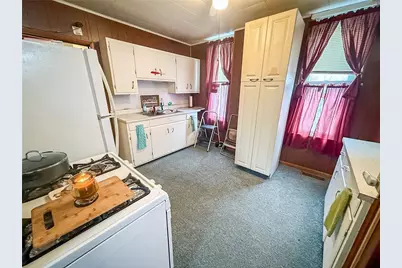 202 Central Ave, Chicora Boro, PA 16025 - Photo 14