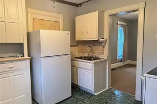 619 Schaaf Pl, Erie City, PA 16503 - Photo 6