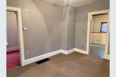 619 Schaaf Pl, Erie City, PA 16503 - Photo 10