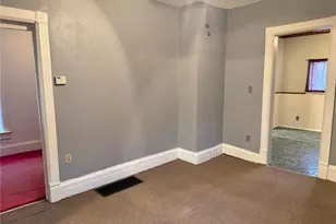 619 Schaaf Pl, Erie City, PA 16503 - Photo 10