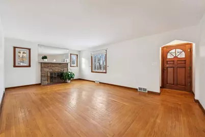 113 Oak Manor Drive, Harrison Township, PA 15065 - Photo 4