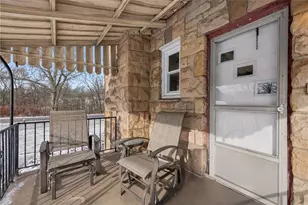 113 Oak Manor Dr, Harrison Township, PA 15065 - Photo 2