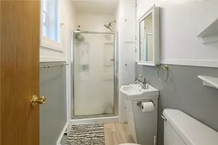 318 Maple St, West Mifflin, PA 15122 - Photo 22