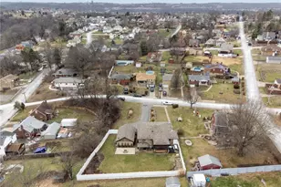 318 Maple St, West Mifflin, PA 15122 - Photo 36