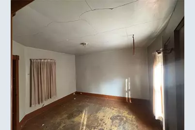 325 15th St, Donora, PA 15033 - Photo 6