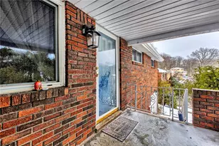 804 Norvell Dr, Pittsburgh, PA 15235 - Photo 2