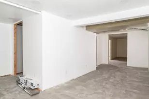 1620 McMinn St, Aliquippa, PA 15001 - Photo 24