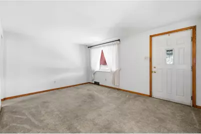 1368 Cathell Rd, Pittsburgh, PA 15236 - Photo 6