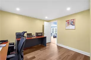 2421 Edgewood Dr, Pittsburgh, PA 15241 - Photo 32