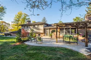 2421 Edgewood Dr, Pittsburgh, PA 15241 - Photo 36