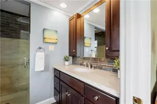 2421 Edgewood Dr, Pittsburgh, PA 15241 - Photo 20