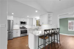 110 Demmel Dr, Peters Township, PA 15317 - Photo 8