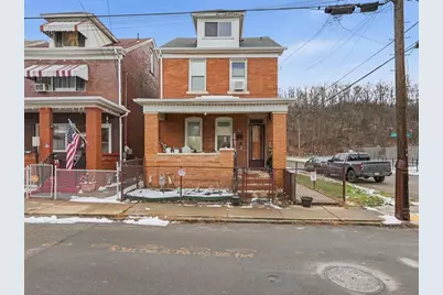 300 Gardner St, McKees Rocks, PA 15136 - Photo 1