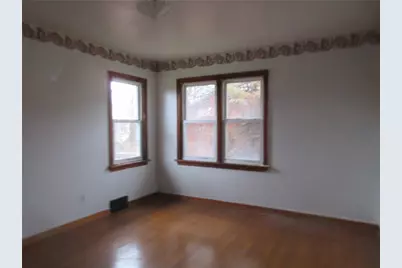 1684 E Maiden St, South Strabane, PA 15301 - Photo 10