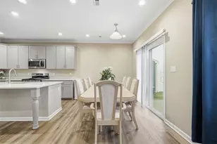 430 Dana Dr, Pittsburgh, PA 15068 - Photo 18