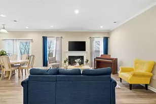 430 Dana Dr, Pittsburgh, PA 15068 - Photo 22