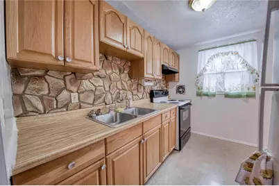 3092 Countryside Dr, Pittsburgh, PA 15101 - Photo 8