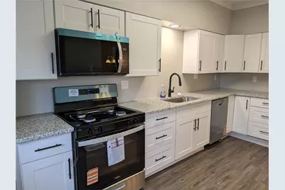 126 E Meyers St, Pittsburgh, PA 15210 - Photo 10