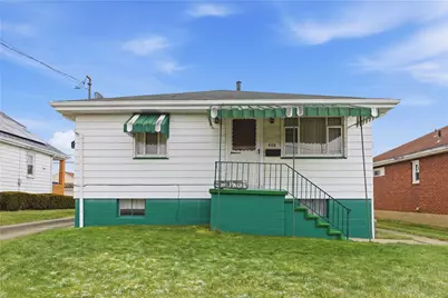 406 Peterson St, McKeesport, PA 15132 - Photo 1