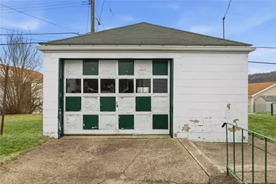 406 Peterson St, McKeesport, PA 15132 - Photo 14