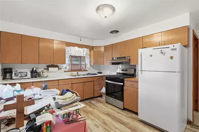 406 Peterson St, McKeesport, PA 15132 - Photo 4