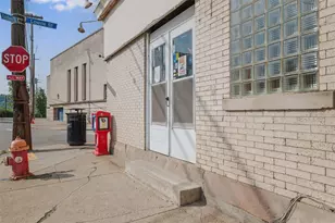 1442 Lowrie St, Pittsburgh, PA 15212 - Photo 4