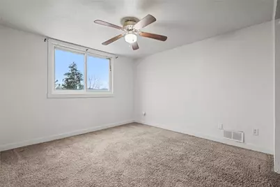2004 Woodmont Ave, Arnold, PA 15068 - Photo 8