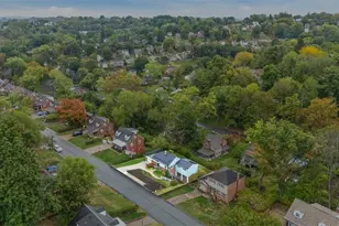 198 Lynn Dr, Pittsburgh, PA 15236 - Photo 6