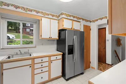 198 Lynn Dr, Pittsburgh, PA 15236 - Photo 12