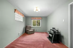 198 Lynn Dr, Pittsburgh, PA 15236 - Photo 36