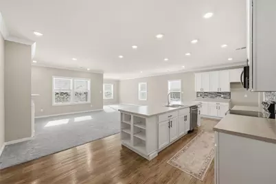 141 Deana Dr, Robinson Twp, PA 15136 - Photo 8