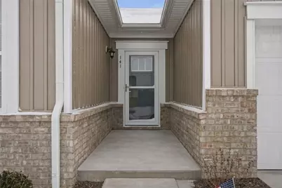 141 Deana Dr, Robinson Twp, PA 15136 - Photo 2